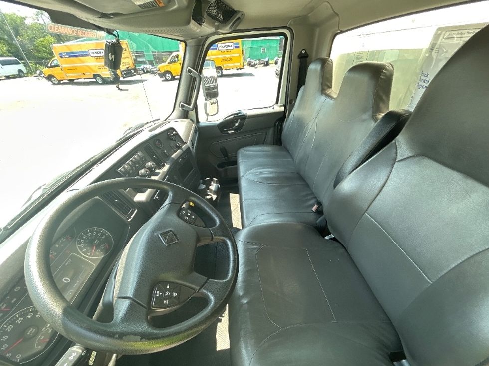 Medium Duty Box Truck-Light and Medium Duty Trucks-International-2021-MV607-Sterling-VA-133,515\n\t\tmiles-$ 62,000 - Image 19