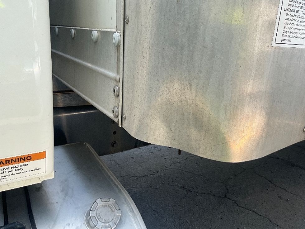 Medium Duty Box Truck-Light and Medium Duty Trucks-International-2021-MV607-Sterling-VA-133,515\n\t\tmiles-$ 62,000 - Image 27