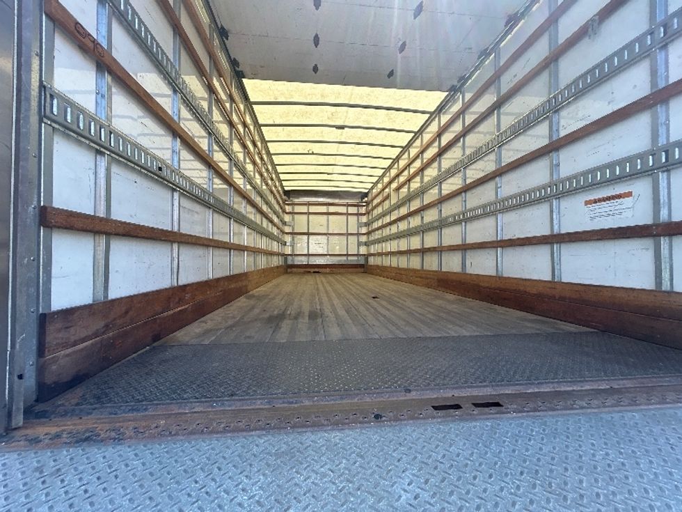 Medium Duty Box Truck-Light and Medium Duty Trucks-International-2021-MV607-Sterling-VA-133,515\n\t\tmiles-$ 62,000 - Image 8