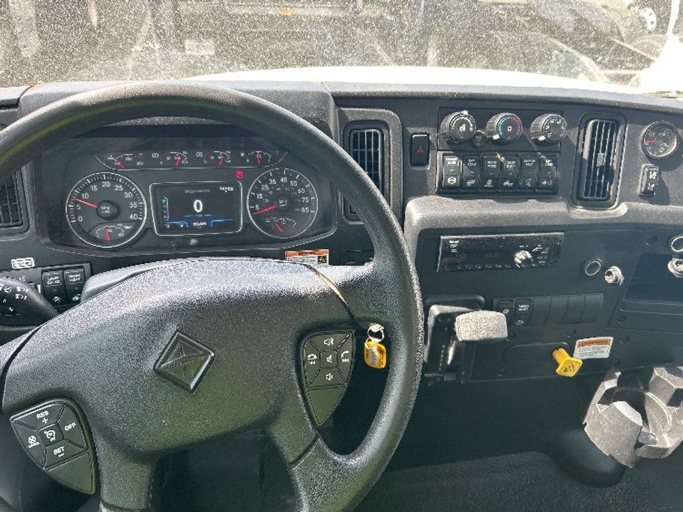 Medium Duty Box Truck-Light and Medium Duty Trucks-International-2021-MV607-Sterling-VA-160,781\n\t\tmiles-$ 57,000 - Image 18