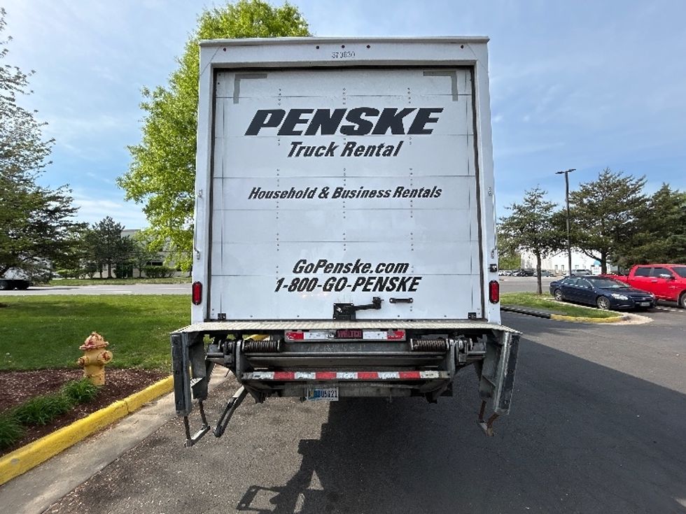 Medium Duty Box Truck-Light and Medium Duty Trucks-International-2021-MV607-Sterling-VA-160,781\n\t\tmiles-$ 57,000 - Image 7