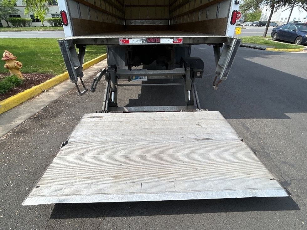 Medium Duty Box Truck-Light and Medium Duty Trucks-International-2021-MV607-Sterling-VA-160,781\n\t\tmiles-$ 57,000 - Image 9