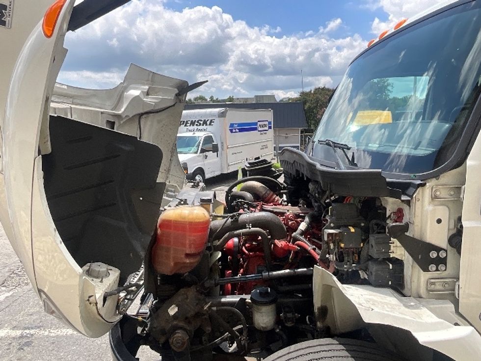 Medium Duty Box Truck-Light and Medium Duty Trucks-International-2021-MV607-Sterling-VA-160,980\n\t\tmiles-$ 57,500 - Image 24