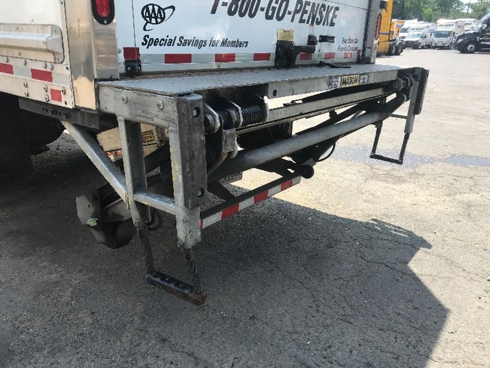 Medium Duty Box Truck-Light and Medium Duty Trucks-International-2021-MV607-Sterling-VA-160,980\n\t\tmiles-$ 57,500 - Image 25