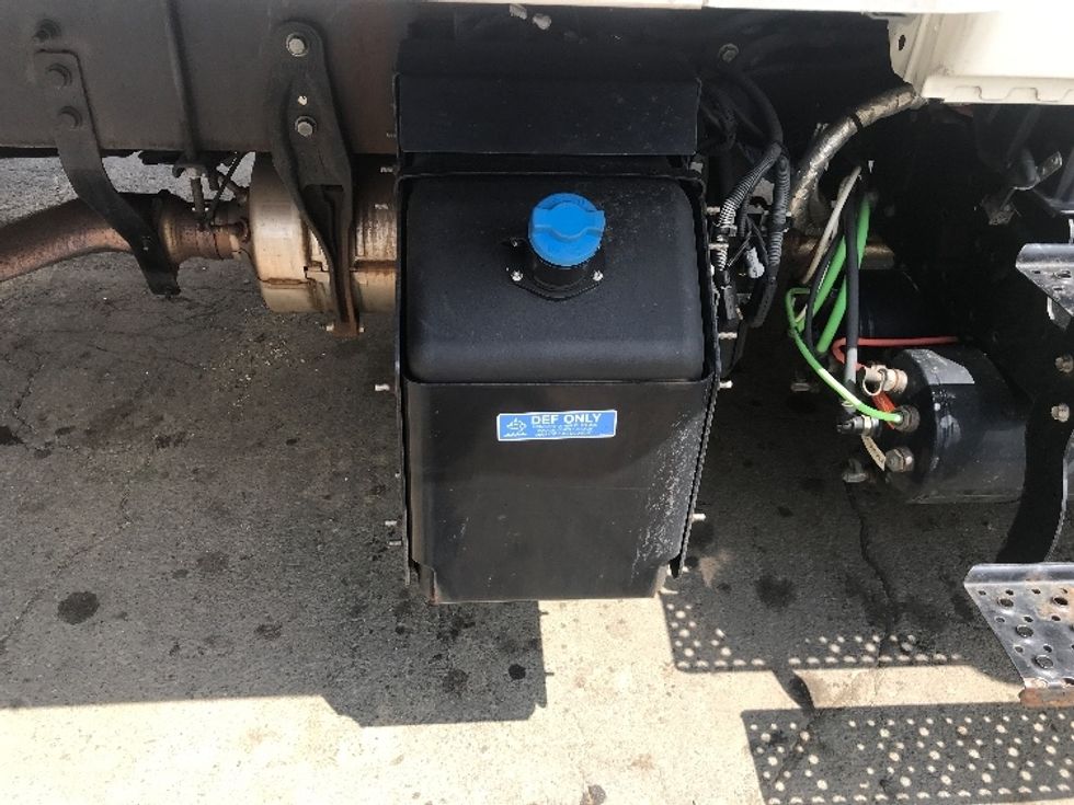 Medium Duty Box Truck-Light and Medium Duty Trucks-International-2021-MV607-Sterling-VA-160,980\n\t\tmiles-$ 57,500 - Image 26