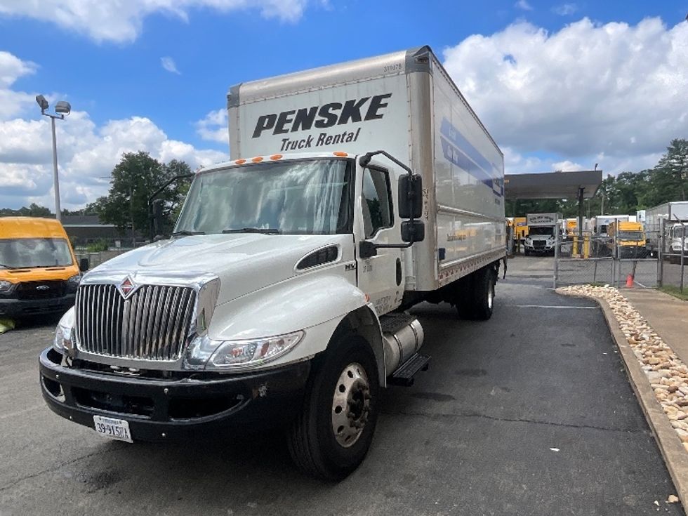 Medium Duty Box Truck-Light and Medium Duty Trucks-International-2021-MV607-Sterling-VA-160,980\n\t\tmiles-$ 57,500 - Image 3