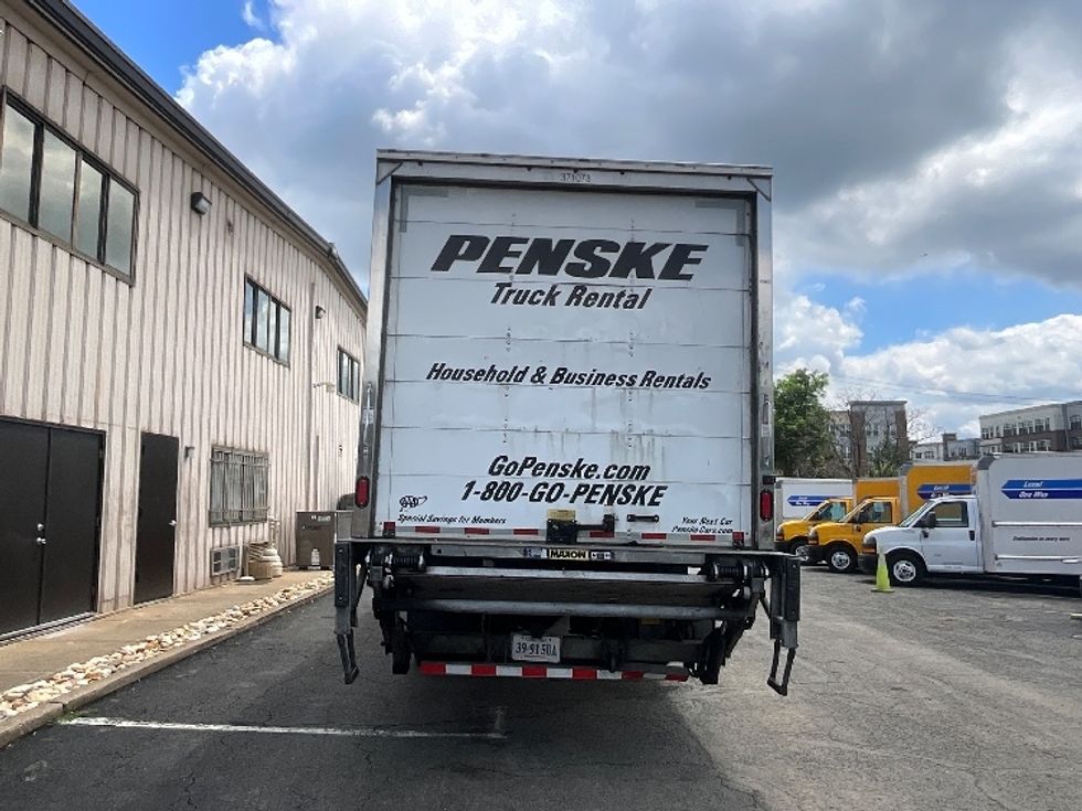 Medium Duty Box Truck-Light and Medium Duty Trucks-International-2021-MV607-Sterling-VA-160,980\n\t\tmiles-$ 57,500 - Image 7