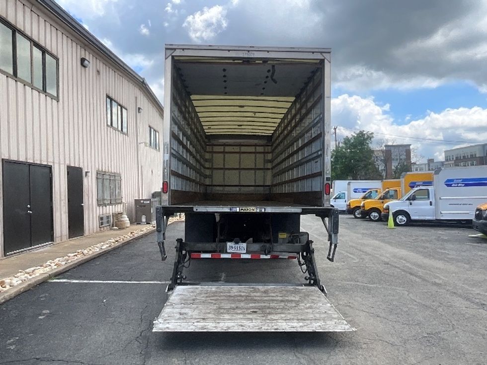 Medium Duty Box Truck-Light and Medium Duty Trucks-International-2021-MV607-Sterling-VA-160,980\n\t\tmiles-$ 57,500 - Image 9