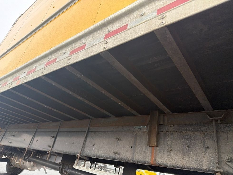 Medium Duty Box Truck-Light and Medium Duty Trucks-International-2021-MV607-Sterling-VA-207,852\n\t\tmiles-$ 39,500 - Image 14