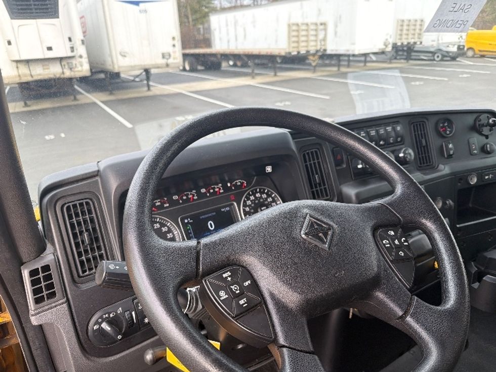 Medium Duty Box Truck-Light and Medium Duty Trucks-International-2021-MV607-Sterling-VA-207,852\n\t\tmiles-$ 39,500 - Image 17