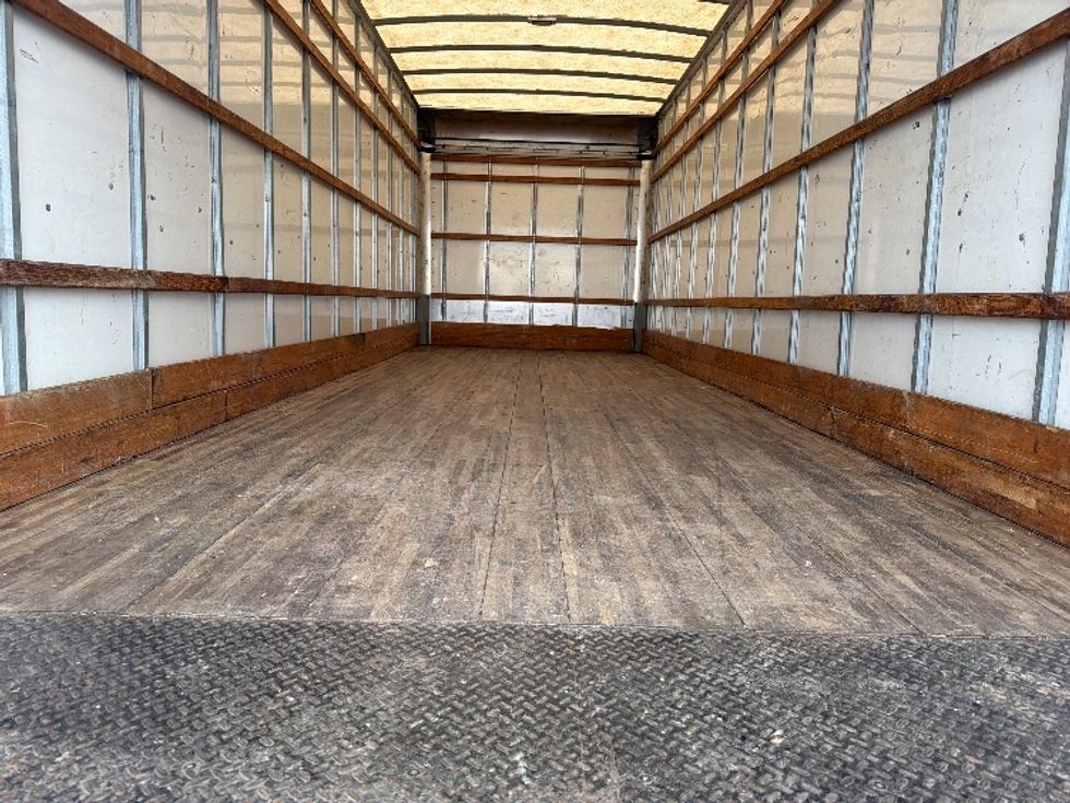 Medium Duty Box Truck-Light and Medium Duty Trucks-International-2021-MV607-Sterling-VA-209,996\n\t\tmiles-$ 39,000 - Image 10