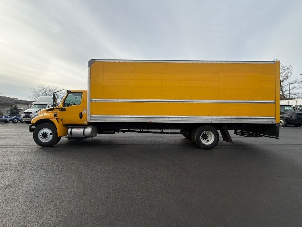 Medium Duty Box Truck-Light and Medium Duty Trucks-International-2021-MV607-Sterling-VA-209,996\n\t\tmiles-$ 39,000 - Image 15