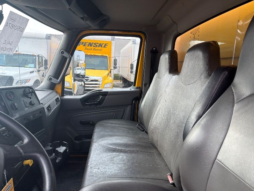 Medium Duty Box Truck-Light and Medium Duty Trucks-International-2021-MV607-Sterling-VA-209,996\n\t\tmiles-$ 39,000 - Image 19