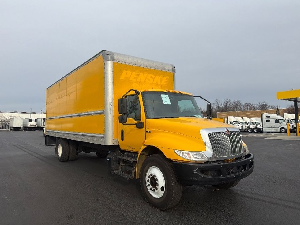 Medium Duty Box Truck-Light and Medium Duty Trucks-International-2021-MV607-Sterling-VA-209,996\n\t\tmiles-$ 39,000 - Image 3