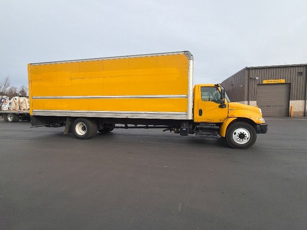 Medium Duty Box Truck-Light and Medium Duty Trucks-International-2021-MV607-Sterling-VA-209,996\n\t\tmiles-$ 39,000 - Image 4