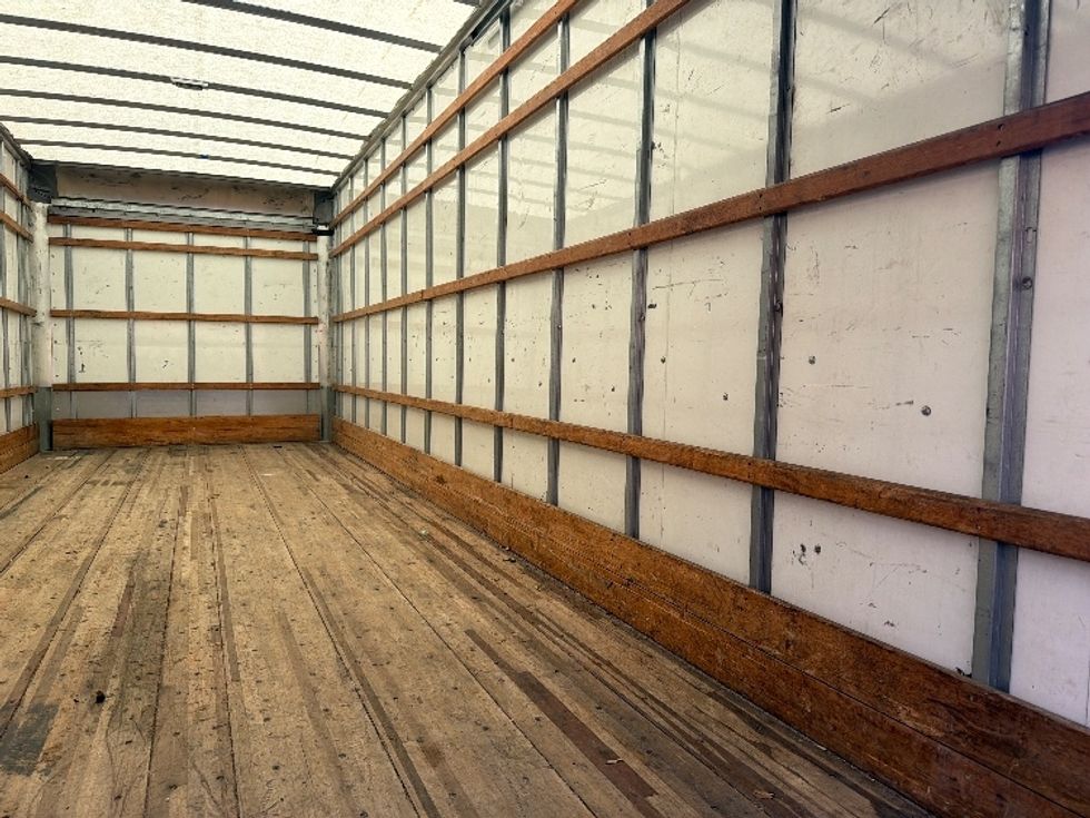 Medium Duty Box Truck-Light and Medium Duty Trucks-International-2021-MV607-Sterling-VA-230,011\n\t\tmiles-$ 36,250 - Image 10