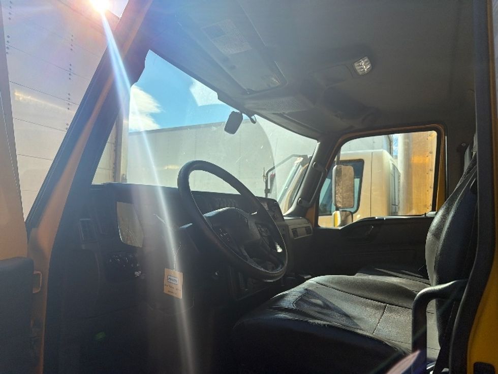 Medium Duty Box Truck-Light and Medium Duty Trucks-International-2021-MV607-Sterling-VA-230,011\n\t\tmiles-$ 36,250 - Image 11