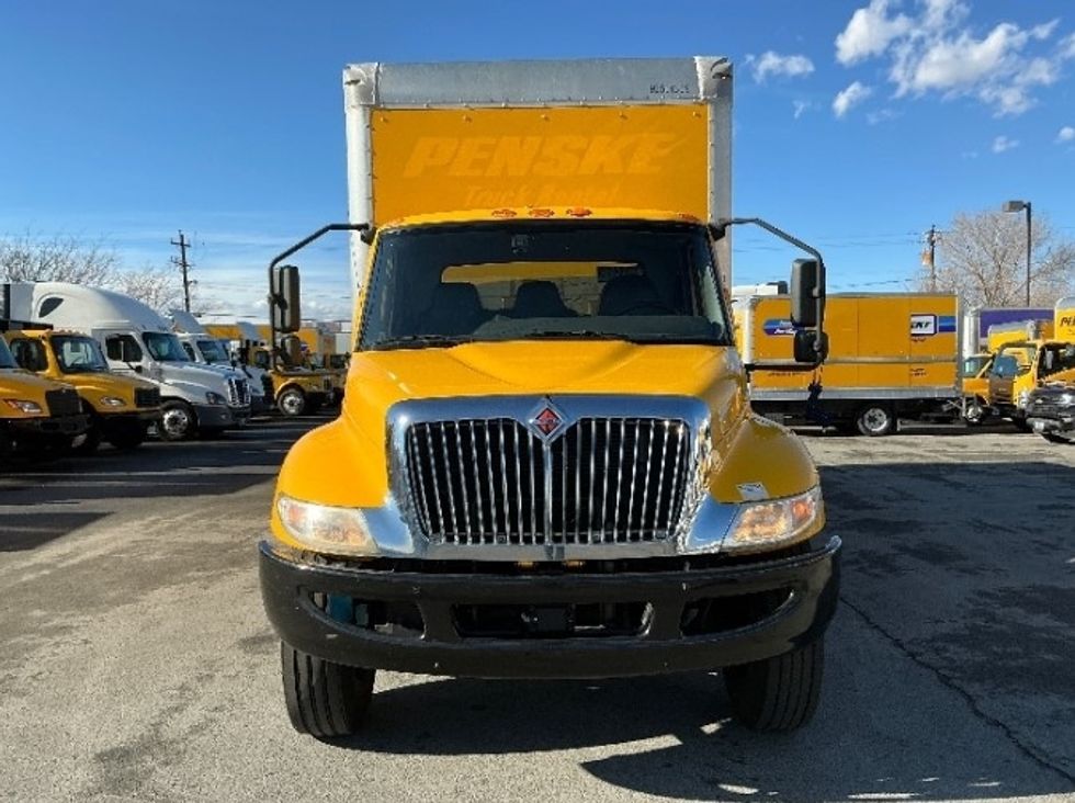 Medium Duty Box Truck-Light and Medium Duty Trucks-International-2021-MV607-Sterling-VA-230,011\n\t\tmiles-$ 36,250 - Image 3