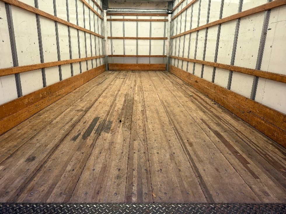 Medium Duty Box Truck-Light and Medium Duty Trucks-International-2021-MV607-Sterling-VA-230,011\n\t\tmiles-$ 36,250 - Image 8