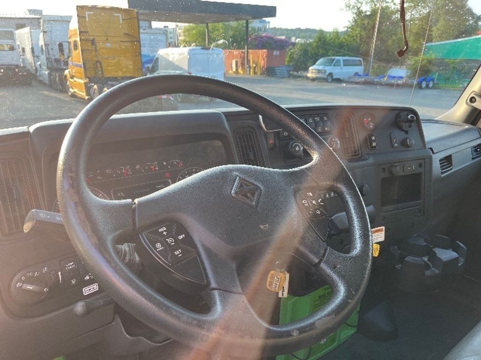 Medium Duty Box Truck-Light and Medium Duty Trucks-International-2021-MV607-Sterling-VA-95,003\n\t\tmiles-$ 54,750 - Image 17