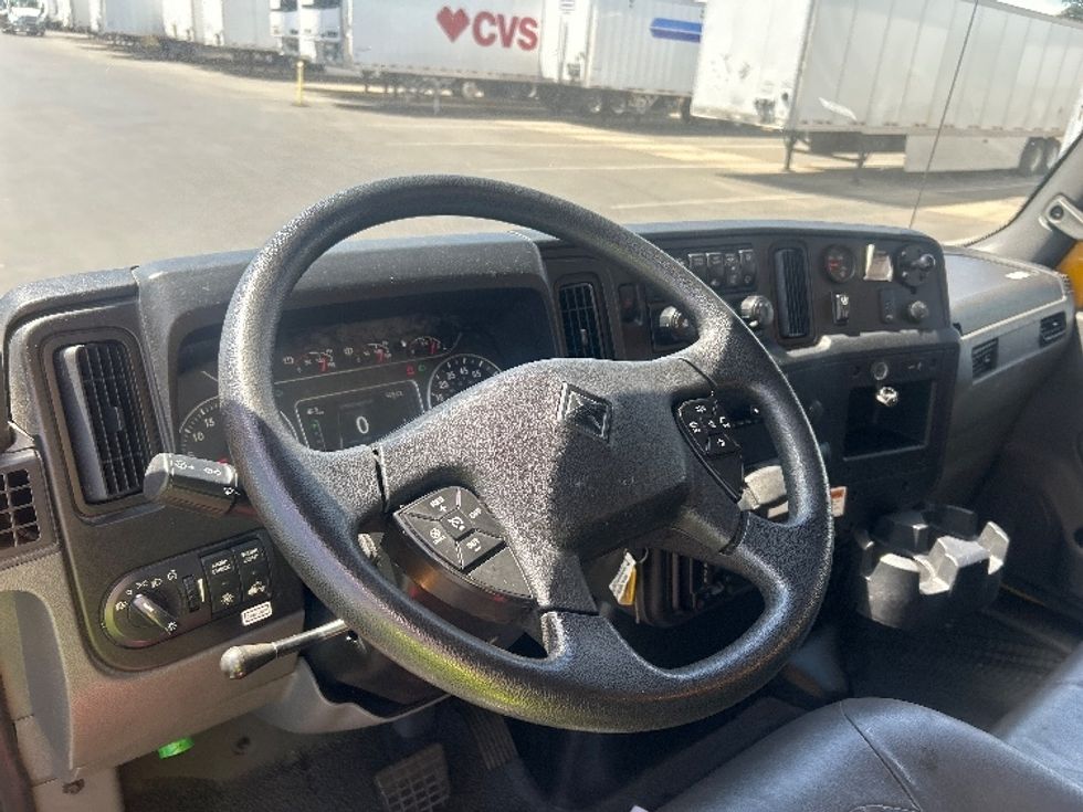 Medium Duty Box Truck-Light and Medium Duty Trucks-International-2021-MV607-Stockton-CA-213,283\n\t\tmiles-$ 40,250 - Image 17