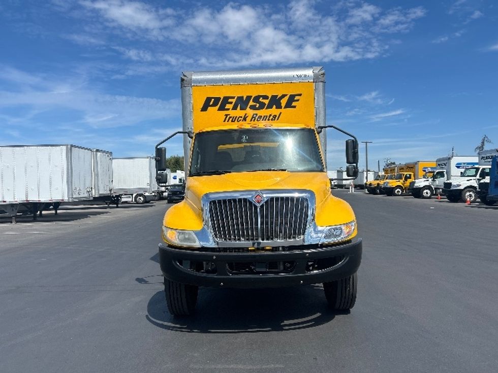 Medium Duty Box Truck-Light and Medium Duty Trucks-International-2021-MV607-Stockton-CA-213,283\n\t\tmiles-$ 40,250 - Image 2