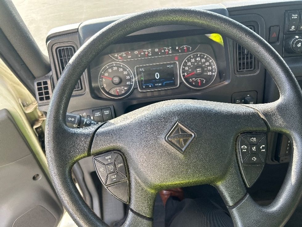 Medium Duty Box Truck-Light and Medium Duty Trucks-International-2021-MV607-Sturtevant-WI-117,362\n\t\tmiles-$ 52,250 - Image 18