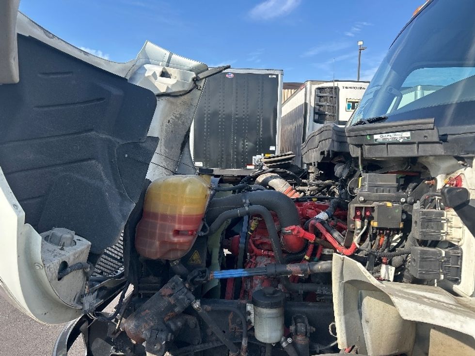 Medium Duty Box Truck-Light and Medium Duty Trucks-International-2021-MV607-Sturtevant-WI-117,362\n\t\tmiles-$ 52,250 - Image 24