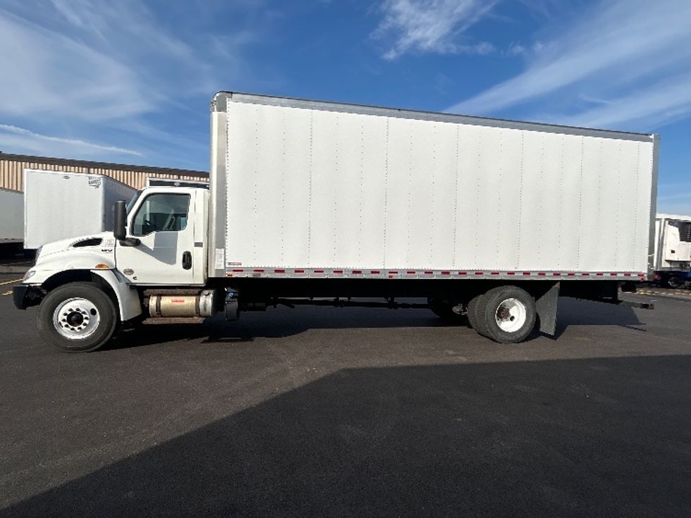 Medium Duty Box Truck-Light and Medium Duty Trucks-International-2021-MV607-Sturtevant-WI-117,362\n\t\tmiles-$ 52,250 - Image 4