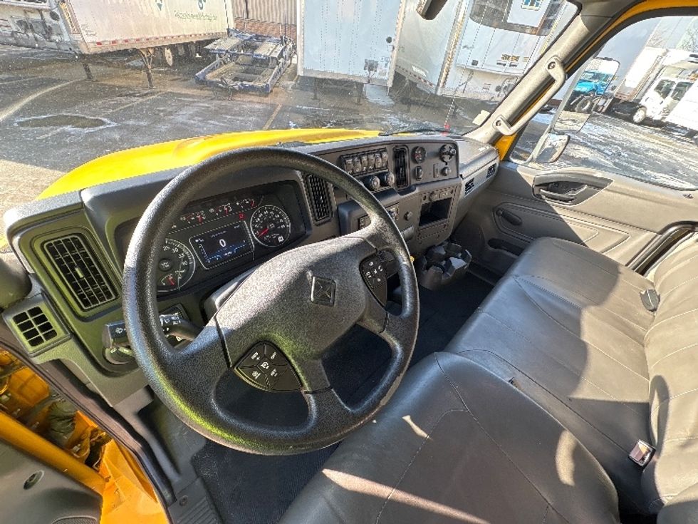 Medium Duty Box Truck-Light and Medium Duty Trucks-International-2021-MV607-Sturtevant-WI-186,985\n\t\tmiles-$ 43,000 - Image 16