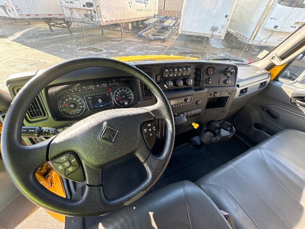 Medium Duty Box Truck-Light and Medium Duty Trucks-International-2021-MV607-Sturtevant-WI-186,985\n\t\tmiles-$ 43,000 - Image 17