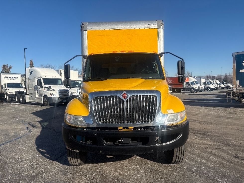 Medium Duty Box Truck-Light and Medium Duty Trucks-International-2021-MV607-Sturtevant-WI-186,985\n\t\tmiles-$ 43,000 - Image 2