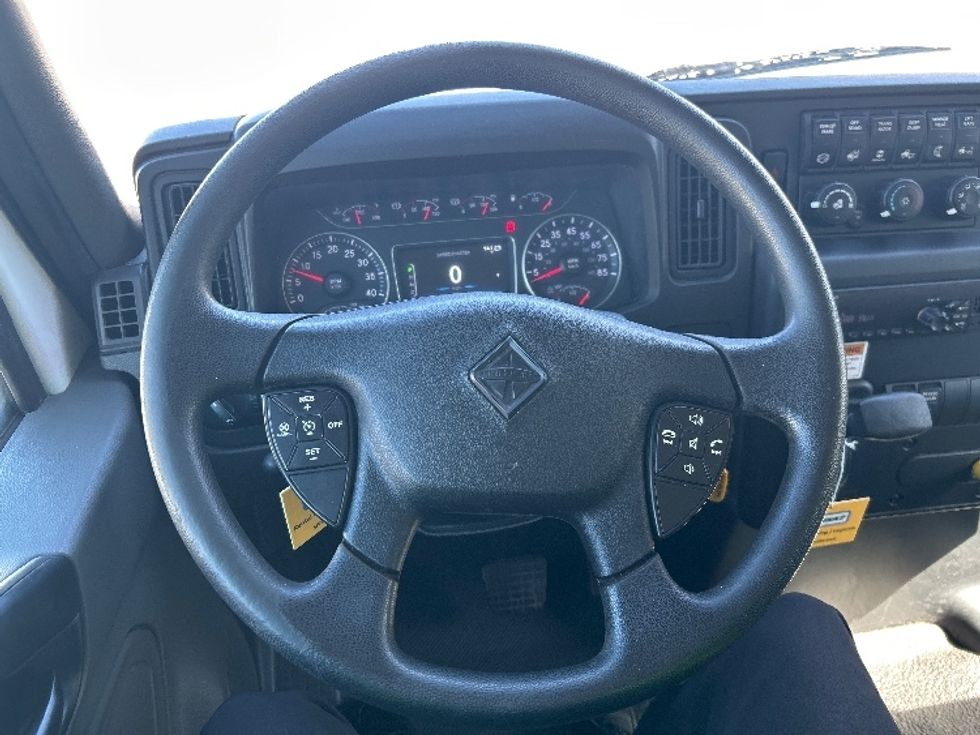 Medium Duty Box Truck-Light and Medium Duty Trucks-International-2021-MV607-Sturtevant-WI-206,035\n\t\tmiles-$ 52,000 - Image 18