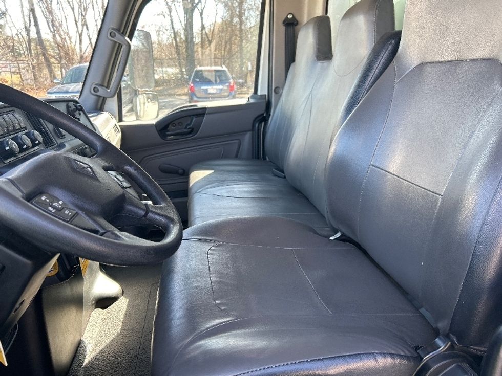 Medium Duty Box Truck-Light and Medium Duty Trucks-International-2021-MV607-Sturtevant-WI-206,035\n\t\tmiles-$ 52,000 - Image 19