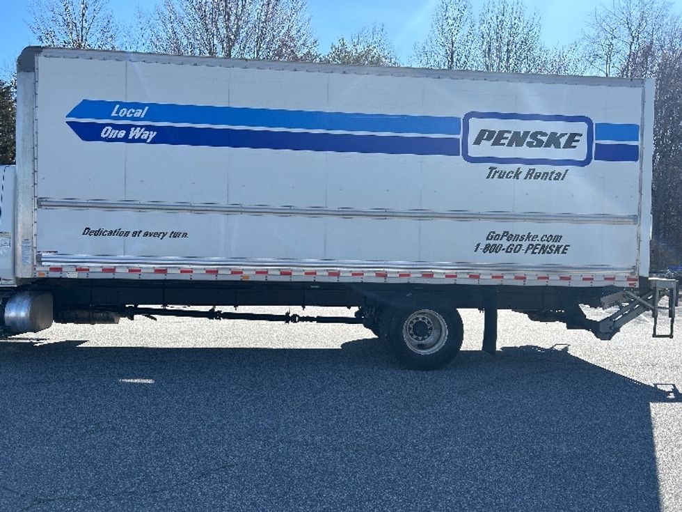 Medium Duty Box Truck-Light and Medium Duty Trucks-International-2021-MV607-Sturtevant-WI-206,035\n\t\tmiles-$ 52,000 - Image 4