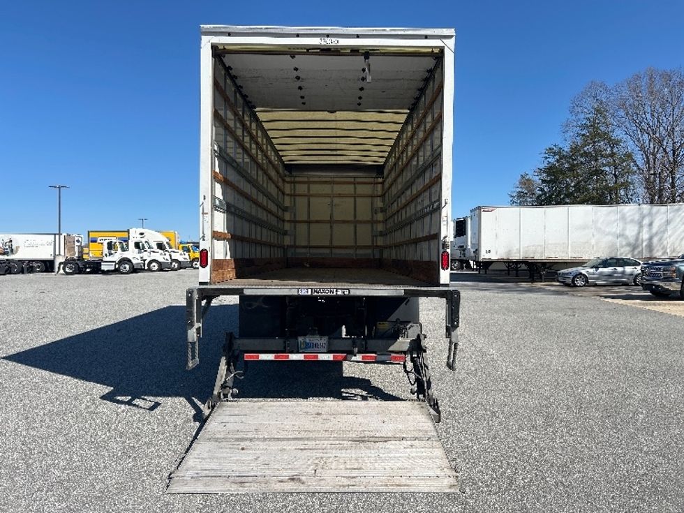 Medium Duty Box Truck-Light and Medium Duty Trucks-International-2021-MV607-Sturtevant-WI-206,035\n\t\tmiles-$ 52,000 - Image 9