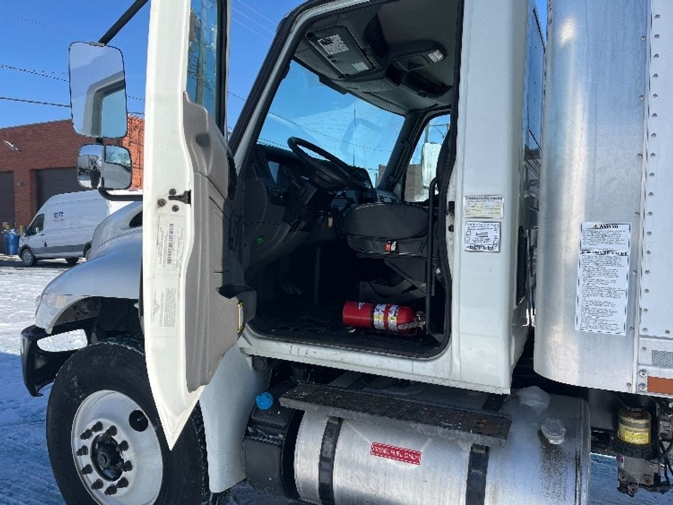 Medium Duty Box Truck-Light and Medium Duty Trucks-International-2021-MV607-Sturtevant-WI-32,597\n\t\tmiles-$ 55,250 - Image 16