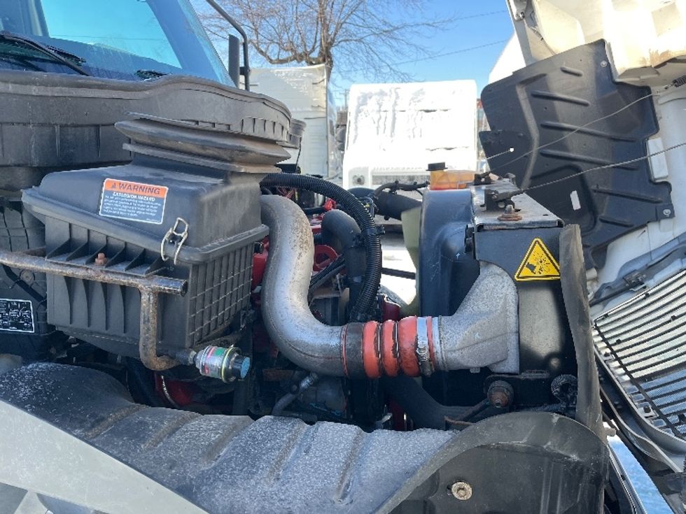 Medium Duty Box Truck-Light and Medium Duty Trucks-International-2021-MV607-Sturtevant-WI-32,597\n\t\tmiles-$ 55,250 - Image 23