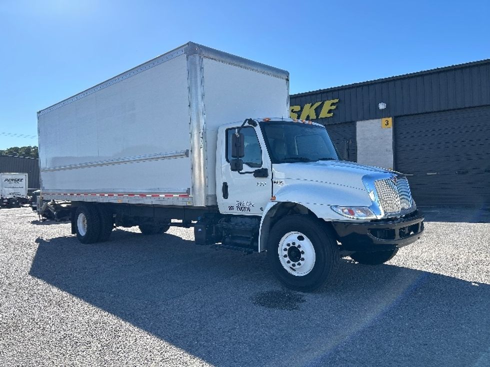 Medium Duty Box Truck-Light and Medium Duty Trucks-International-2021-MV607-Suffolk-VA-135,962\n\t\tmiles-$ 63,500 - Image 1