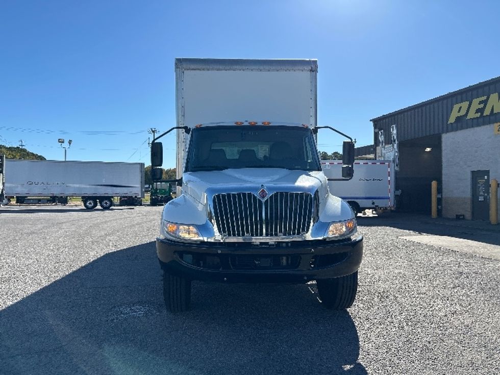 Medium Duty Box Truck-Light and Medium Duty Trucks-International-2021-MV607-Suffolk-VA-135,962\n\t\tmiles-$ 63,500 - Image 2