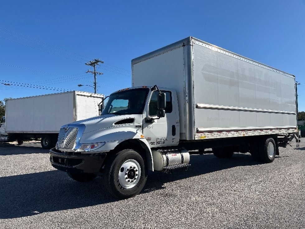 Medium Duty Box Truck-Light and Medium Duty Trucks-International-2021-MV607-Suffolk-VA-135,962\n\t\tmiles-$ 63,500 - Image 3