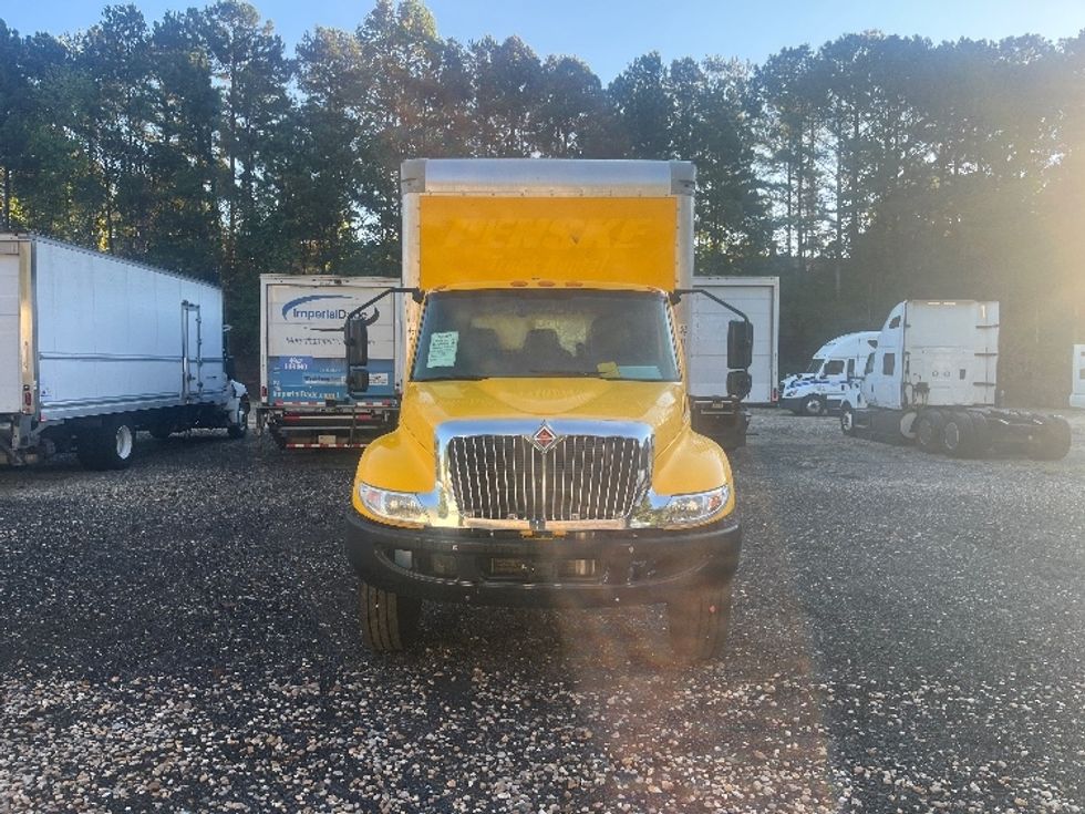 Medium Duty Box Truck-Light and Medium Duty Trucks-International-2021-MV607-Suwanee-GA-219,331\n\t\tmiles-$ 42,500 - Image 2