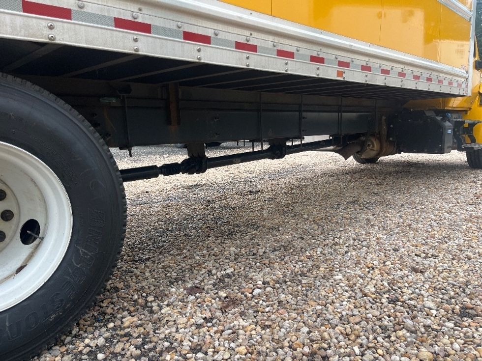 Medium Duty Box Truck-Light and Medium Duty Trucks-International-2021-MV607-Suwanee-GA-234,981\n\t\tmiles-$ 37,250 - Image 13