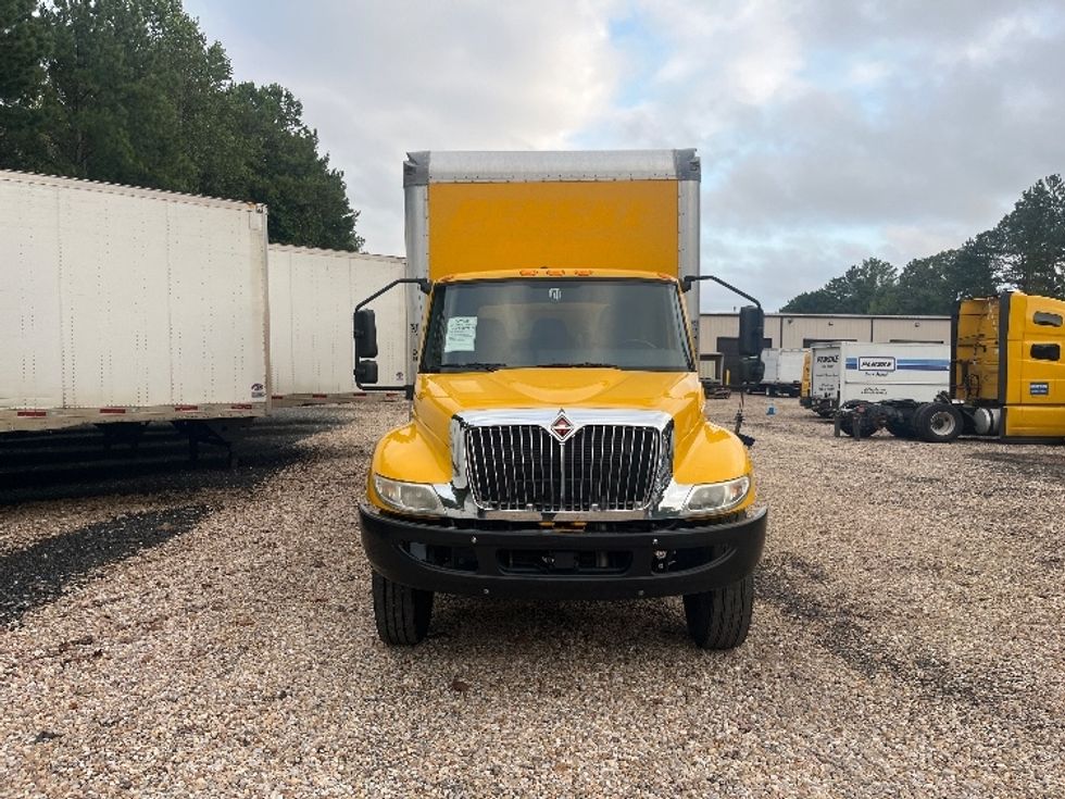 Medium Duty Box Truck-Light and Medium Duty Trucks-International-2021-MV607-Suwanee-GA-234,981\n\t\tmiles-$ 37,250 - Image 2