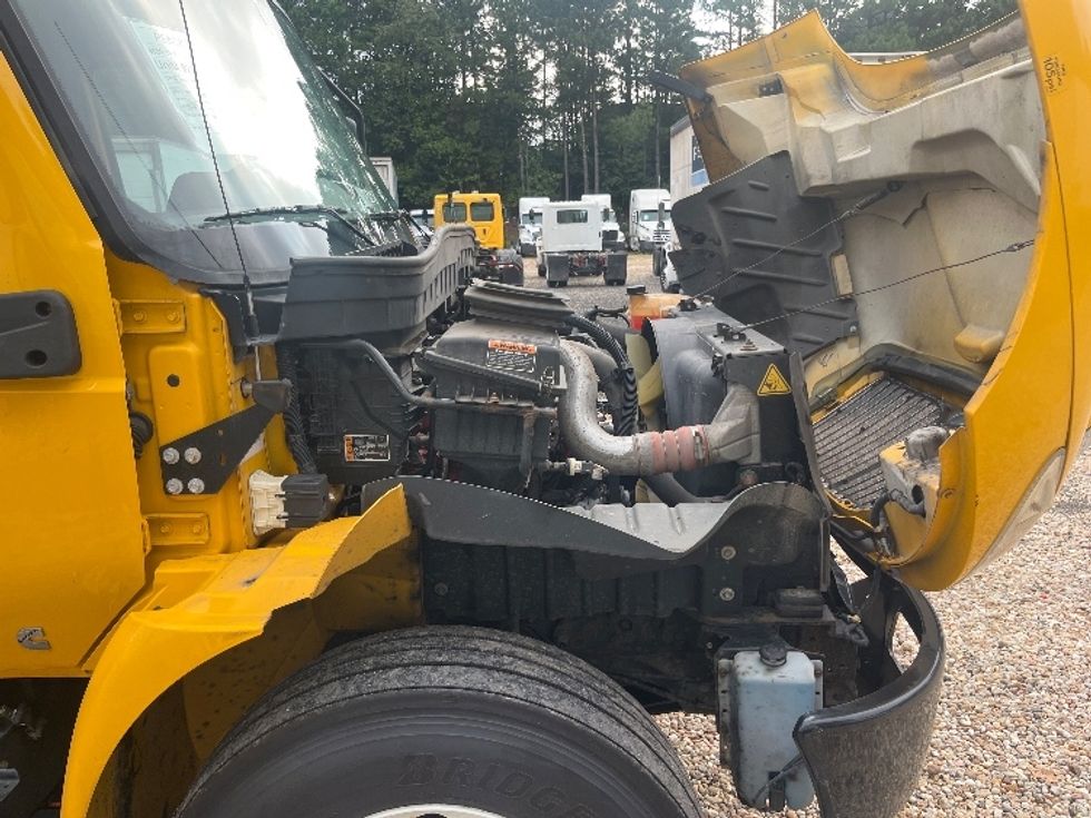 Medium Duty Box Truck-Light and Medium Duty Trucks-International-2021-MV607-Suwanee-GA-234,981\n\t\tmiles-$ 37,250 - Image 22