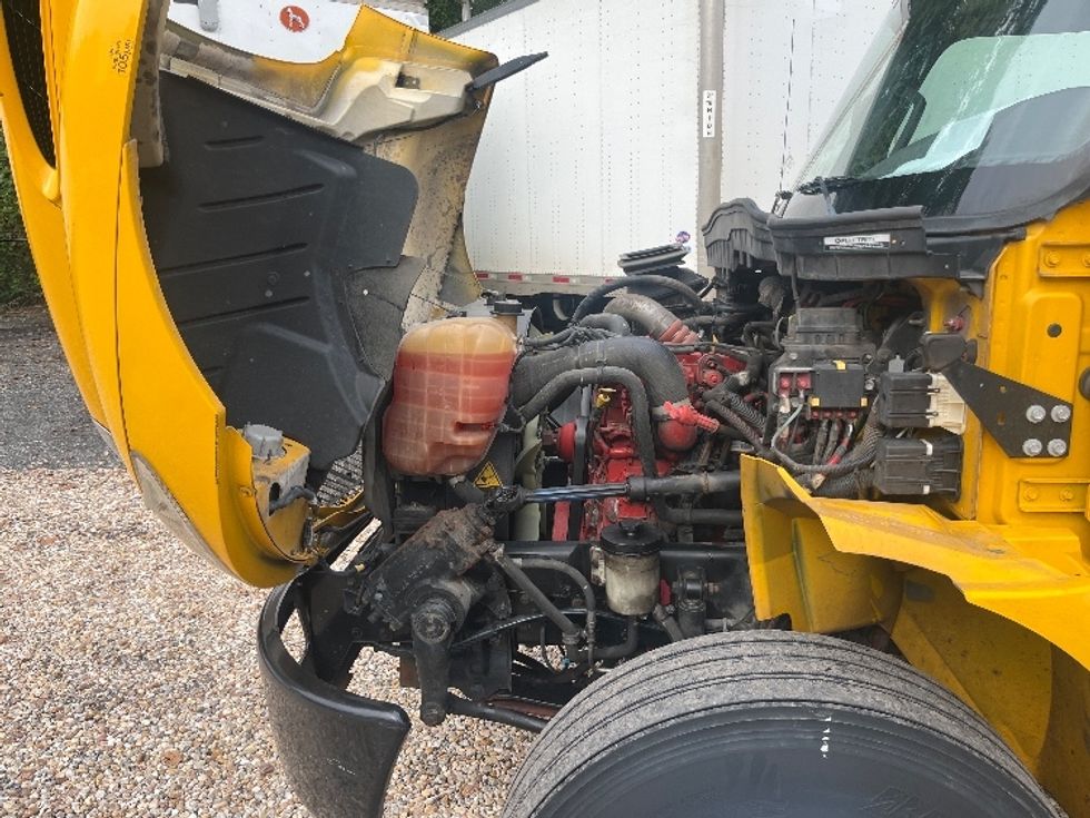Medium Duty Box Truck-Light and Medium Duty Trucks-International-2021-MV607-Suwanee-GA-234,981\n\t\tmiles-$ 37,250 - Image 23