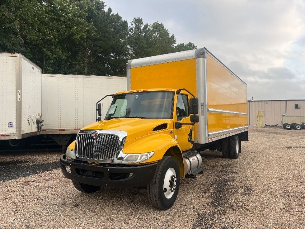 Medium Duty Box Truck-Light and Medium Duty Trucks-International-2021-MV607-Suwanee-GA-234,981\n\t\tmiles-$ 37,250 - Image 3
