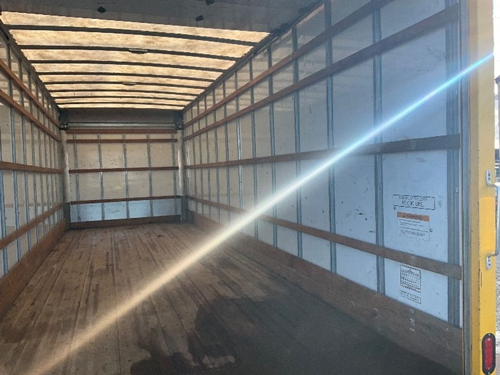 Medium Duty Box Truck-Light and Medium Duty Trucks-International-2021-MV607-Tacoma-WA-188,332\n\t\tmiles-$ 44,000 - Image 12