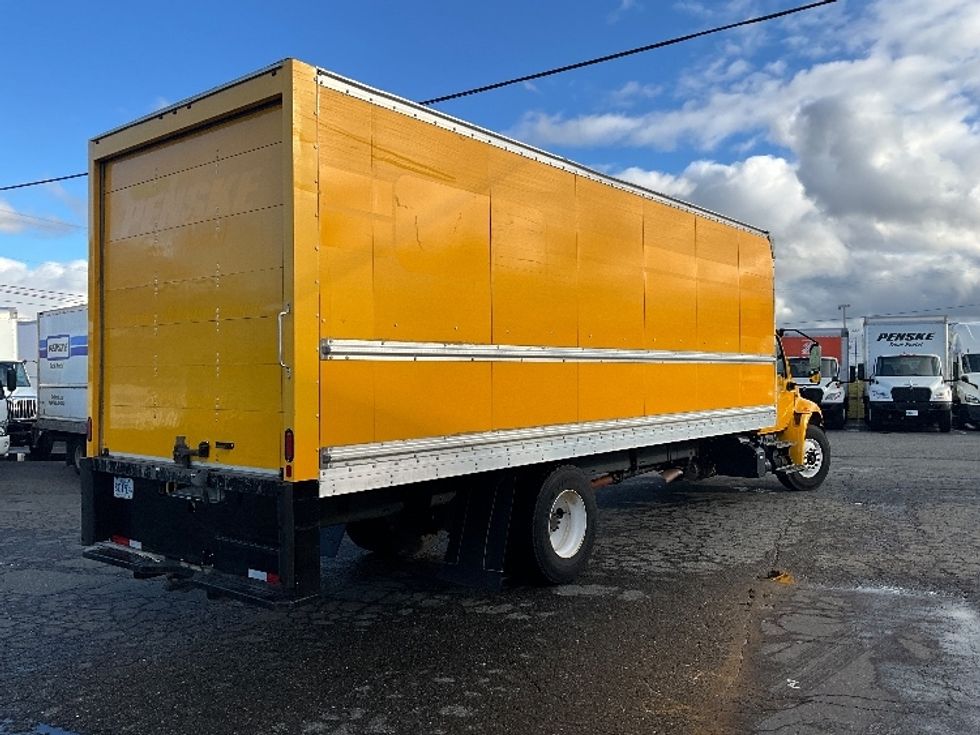 Medium Duty Box Truck-Light and Medium Duty Trucks-International-2021-MV607-Tacoma-WA-188,332\n\t\tmiles-$ 44,000 - Image 13