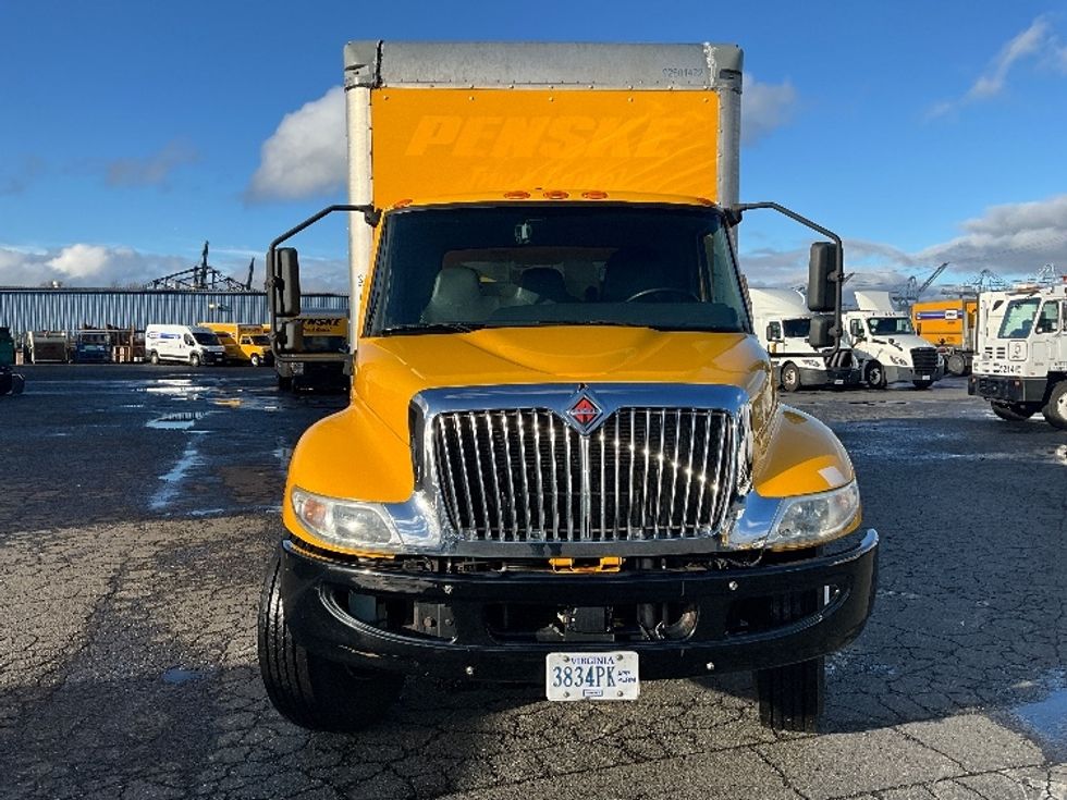 Medium Duty Box Truck-Light and Medium Duty Trucks-International-2021-MV607-Tacoma-WA-188,332\n\t\tmiles-$ 44,000 - Image 2